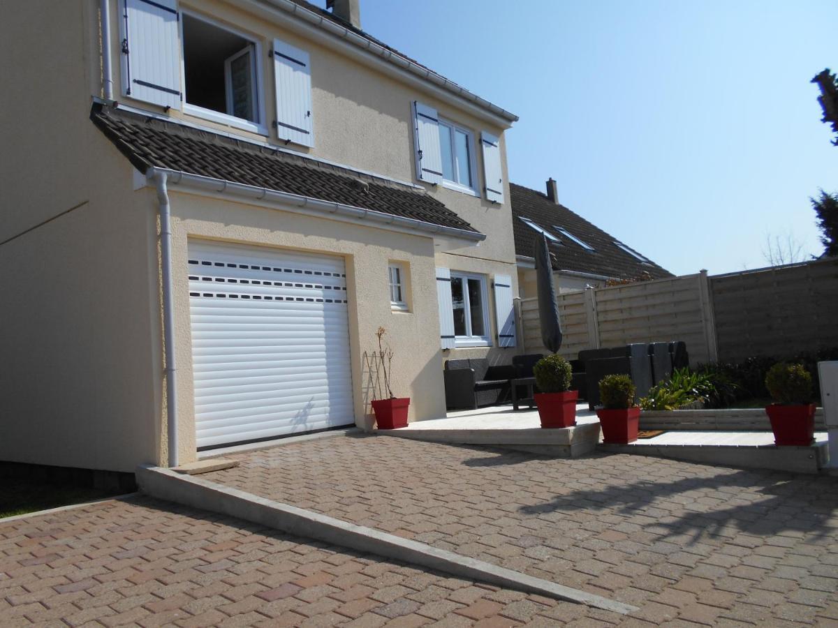 Gite De Eric Et Rose Bernières-sur-Mer Kültér fotó