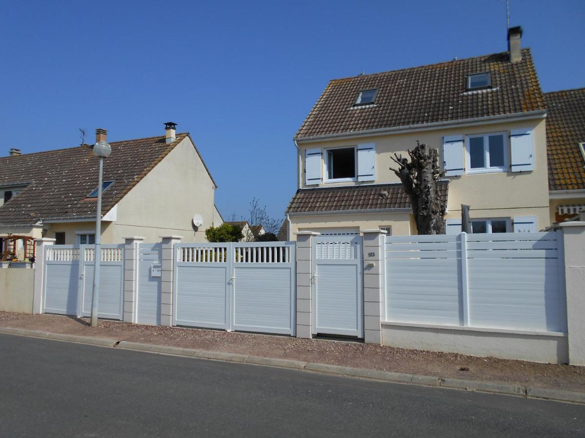 Gite De Eric Et Rose Bernières-sur-Mer Kültér fotó